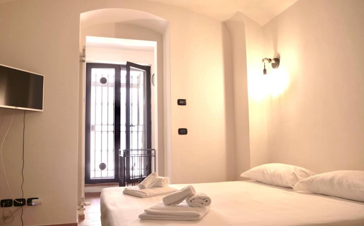 Blu Suites And Apartments Bari Eksteriør billede